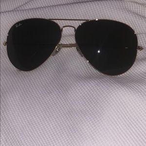 Ray-Ban aviator classic sunglasses 😎